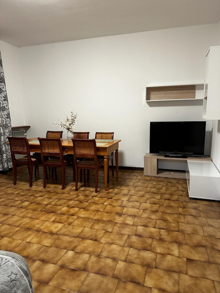 Comfort Apartment photo 2