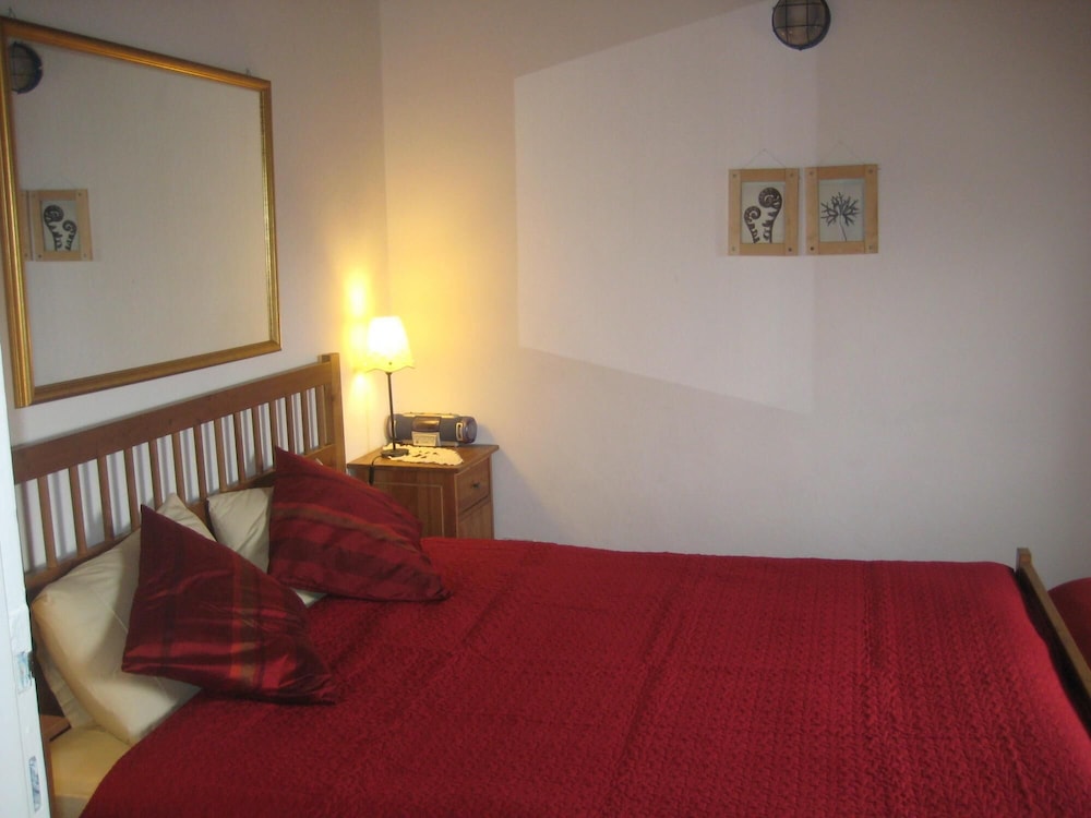 Apartment photo 1