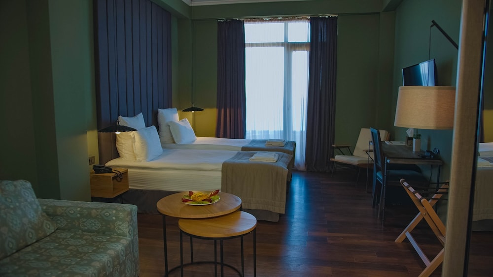 Standard Double or Twin Room photo 1