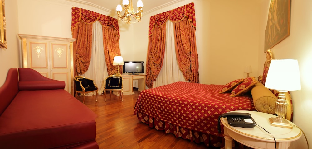 Quadruple Room - Photo 10