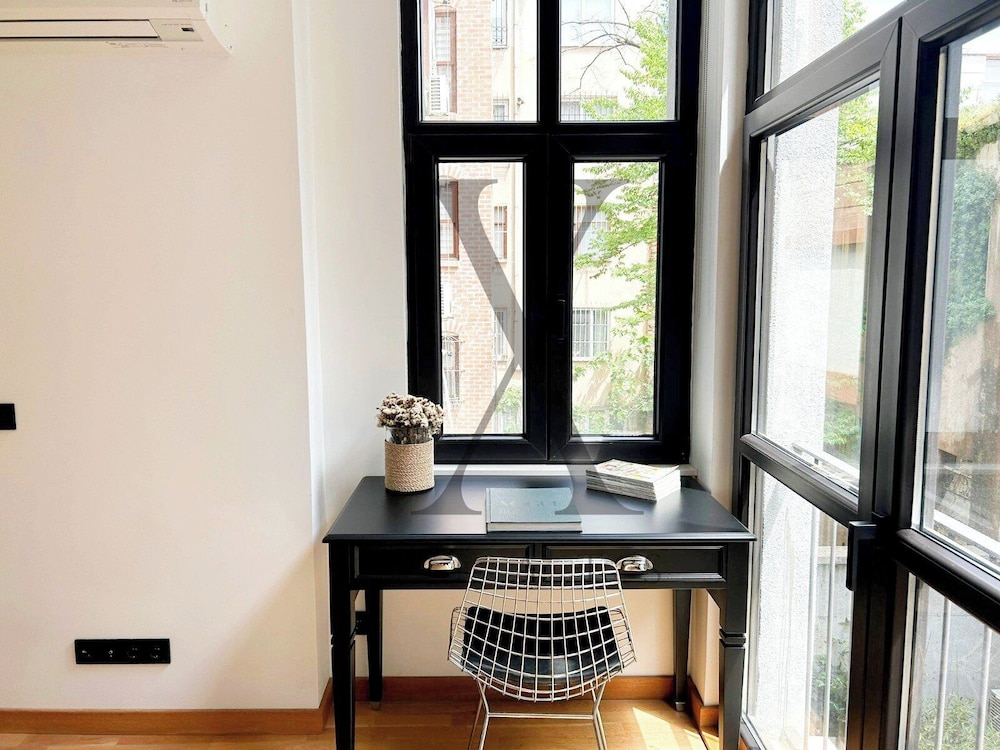 Deluxe Apartment photo 3