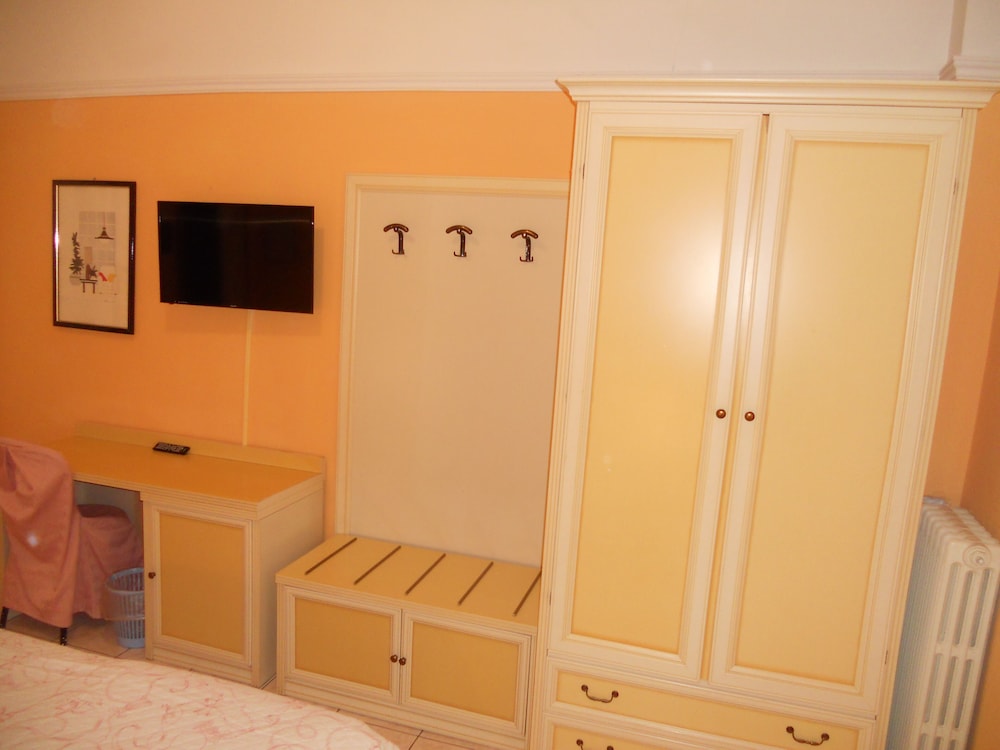 Comfort Triple Room photo 2