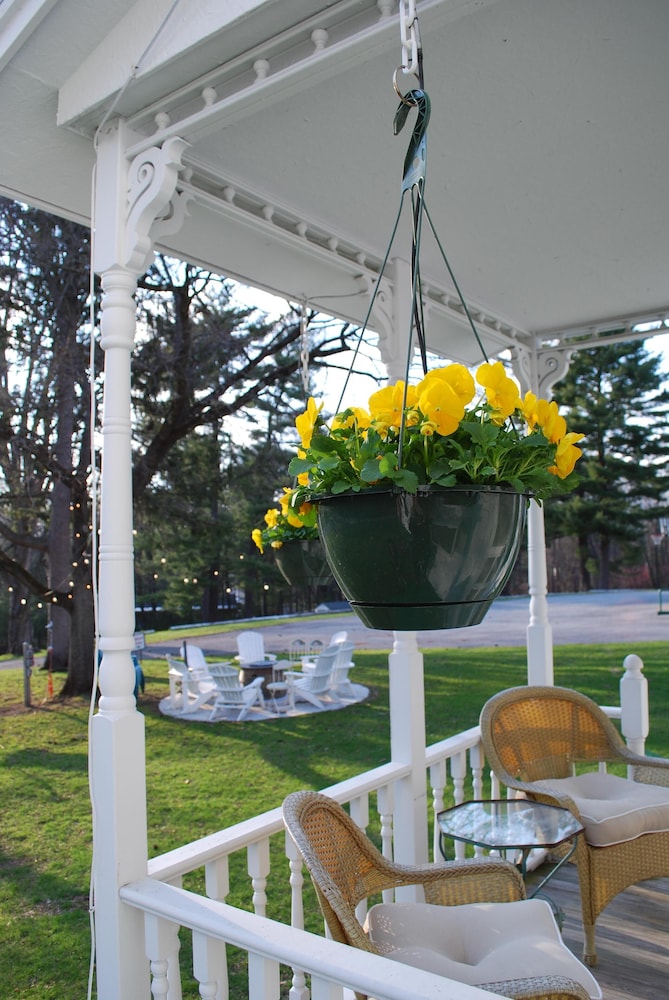 Deluxe Double Room, Ensuite (Queen with Porch #19) - Photo 16
