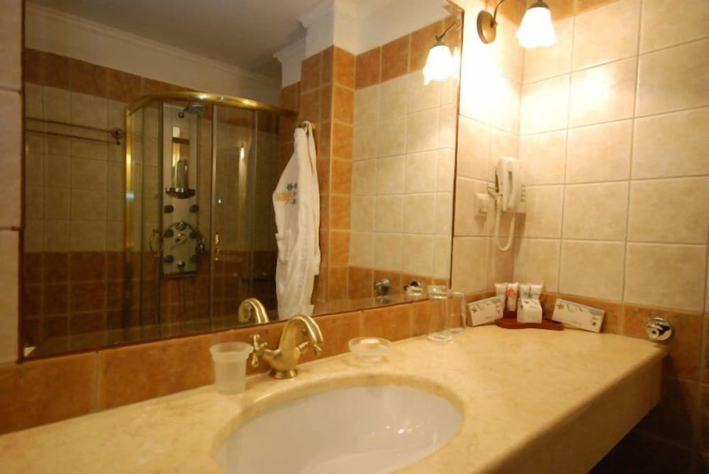 Basic Single Room, 1 Twin Bed