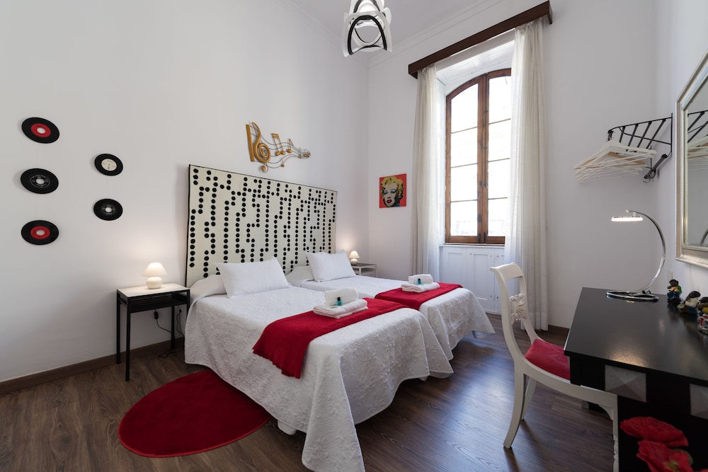 Habitación Doble, Baño Privado, Vista a la Ciudad