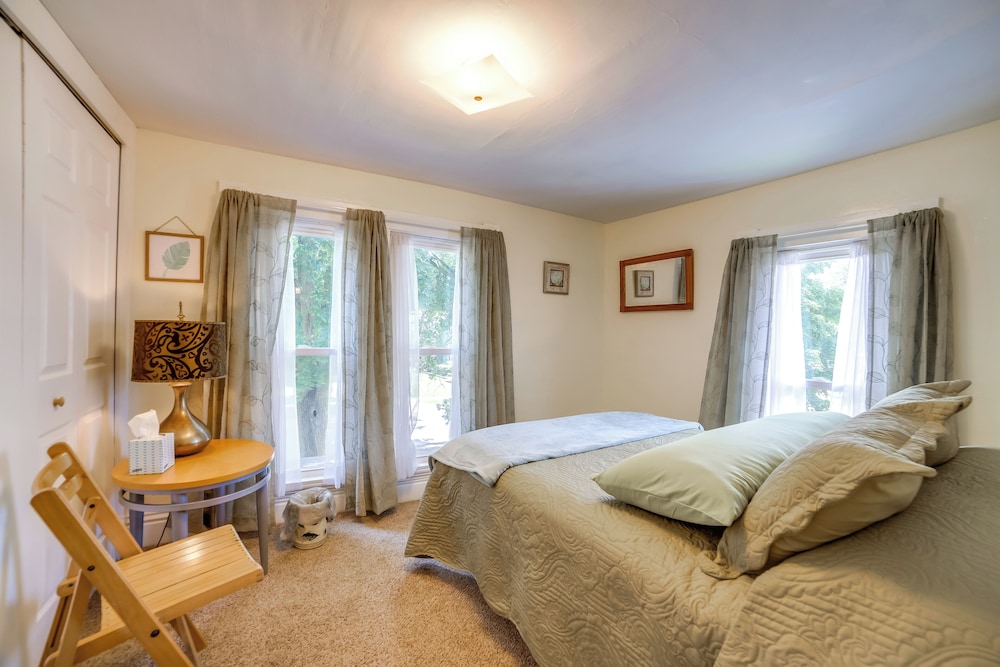 House (4 Bedrooms) photo 2