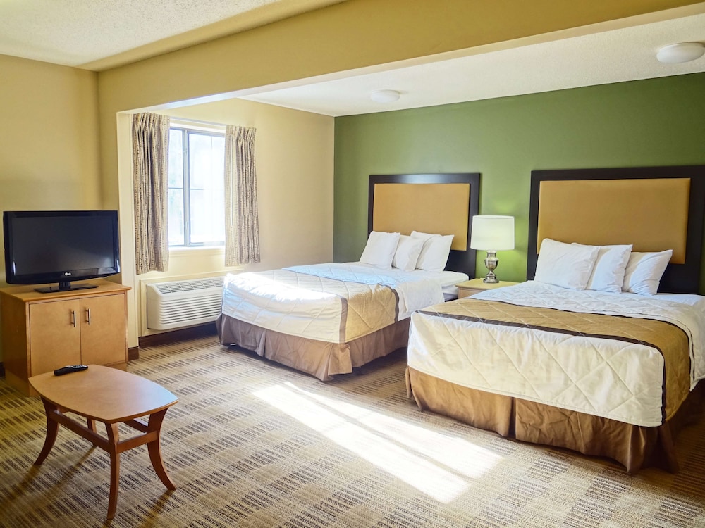 Deluxe Studio, Multiple Beds, Non Smoking - Photo 1