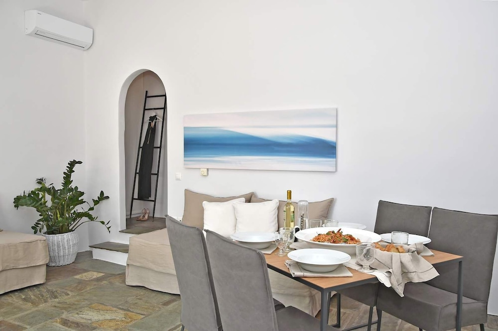 Villa (2) photo 2