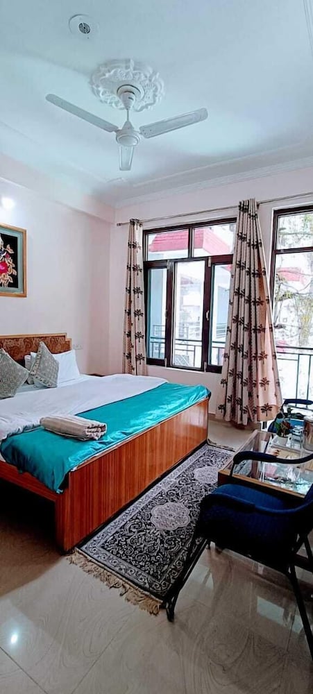 Deluxe Room - Photo 1