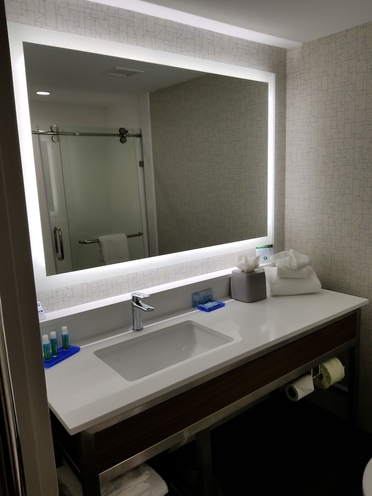 Standard Room, 2 Queen Beds, Accessible (Communication Accessible) - Photo 3