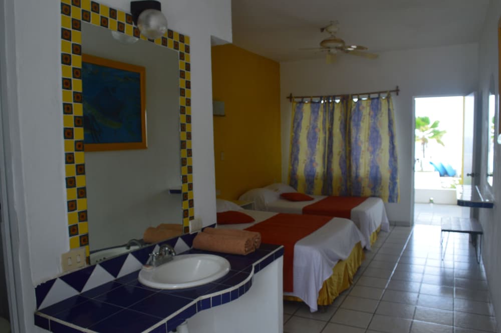 Standard Room Ocean View photo 1