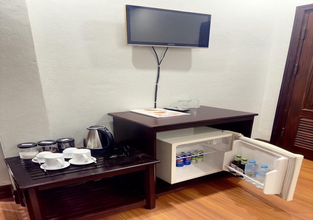 Deluxe Twin Room - Photo 11