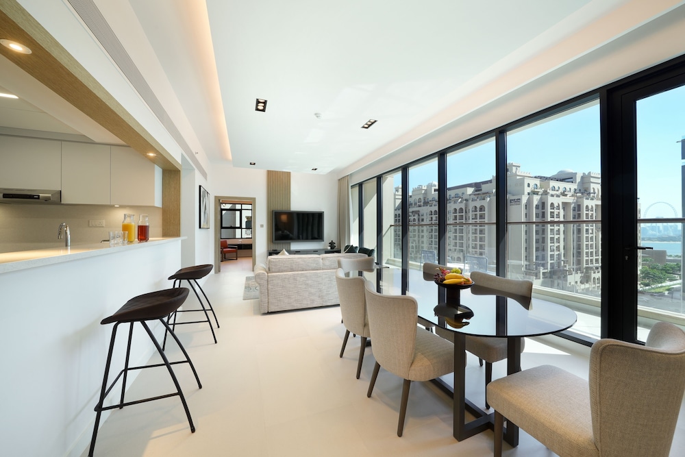 Deluxe Apartment, 2 Bedrooms thumbnail 5