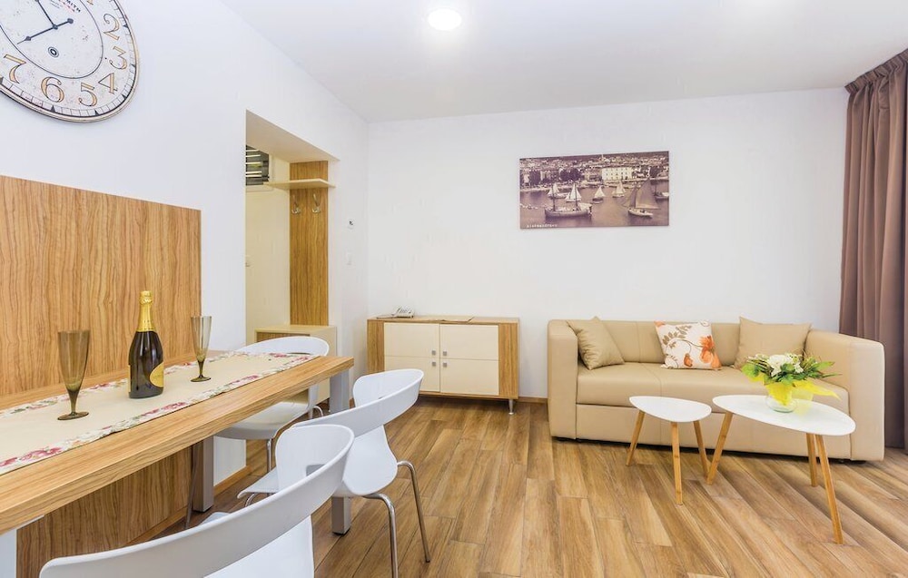 Deluxe Apartment (105) - Photo 9