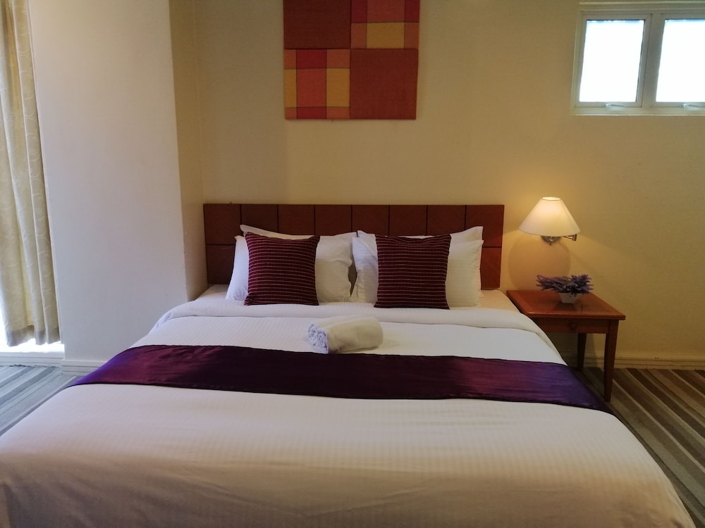 Executive Apartment, 2 Bedrooms - Photo 7