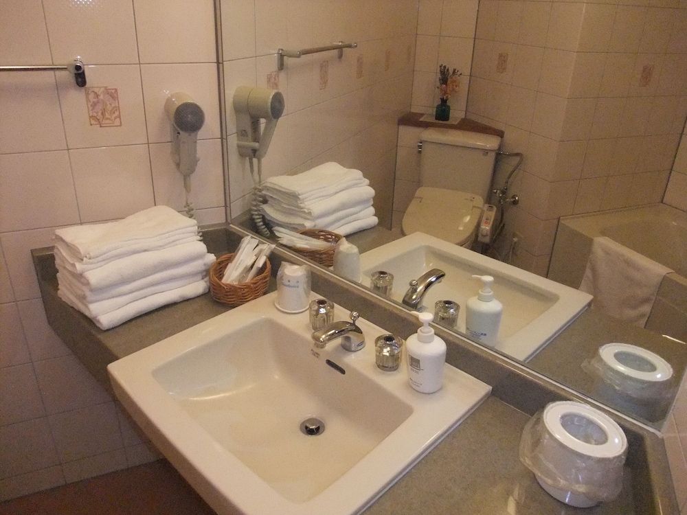 Japanese Western Style Room - Photo 5