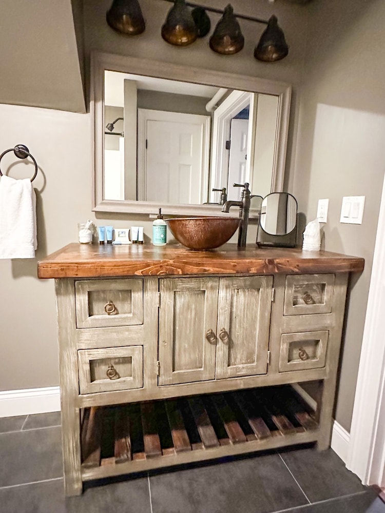 Deluxe Studio Suite photo 2