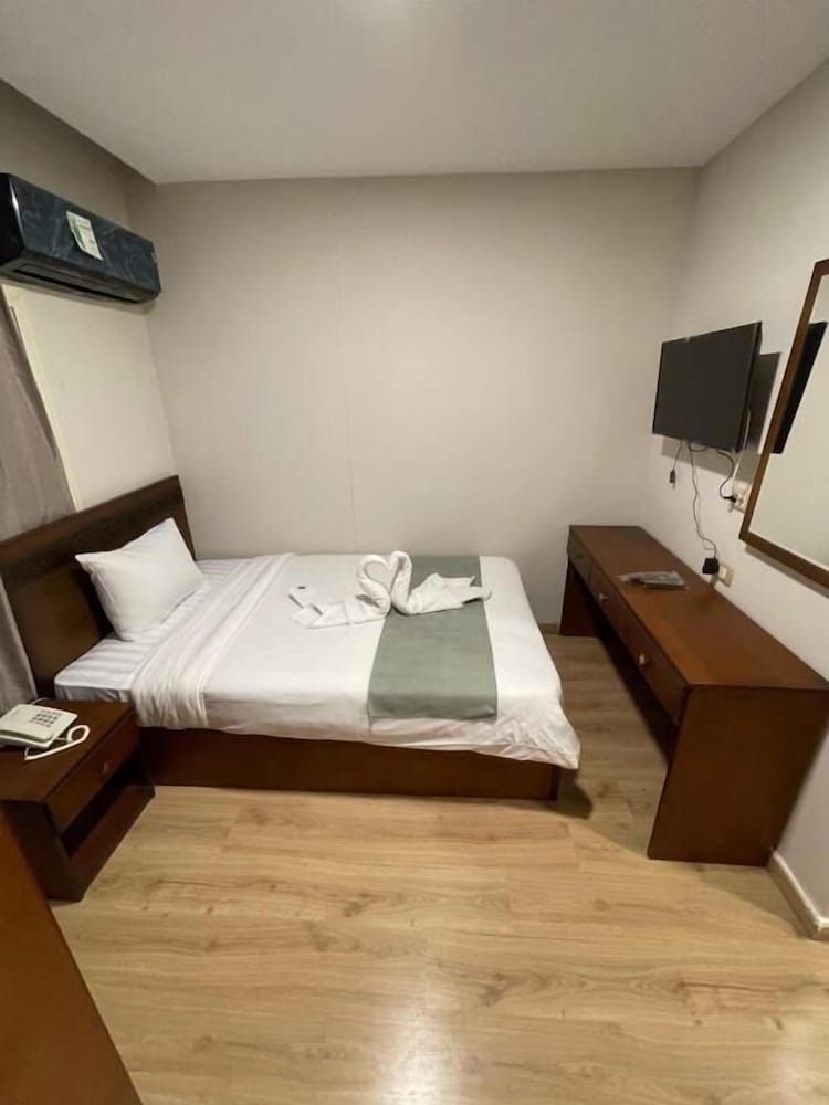Economy Single Room
