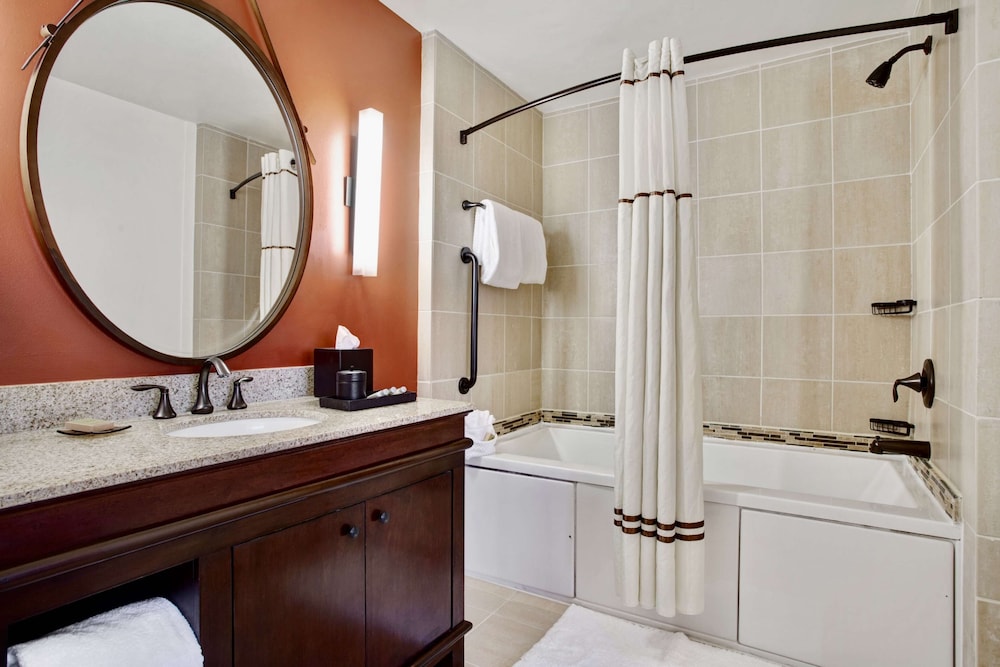 Room, 1 King Bed (Garden Tub, Alamo View) - Photo 13