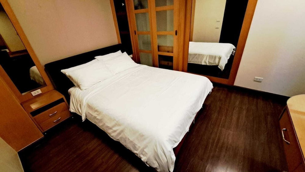 Apartment, 2 Bedrooms, Accessible, Balcony photo 3
