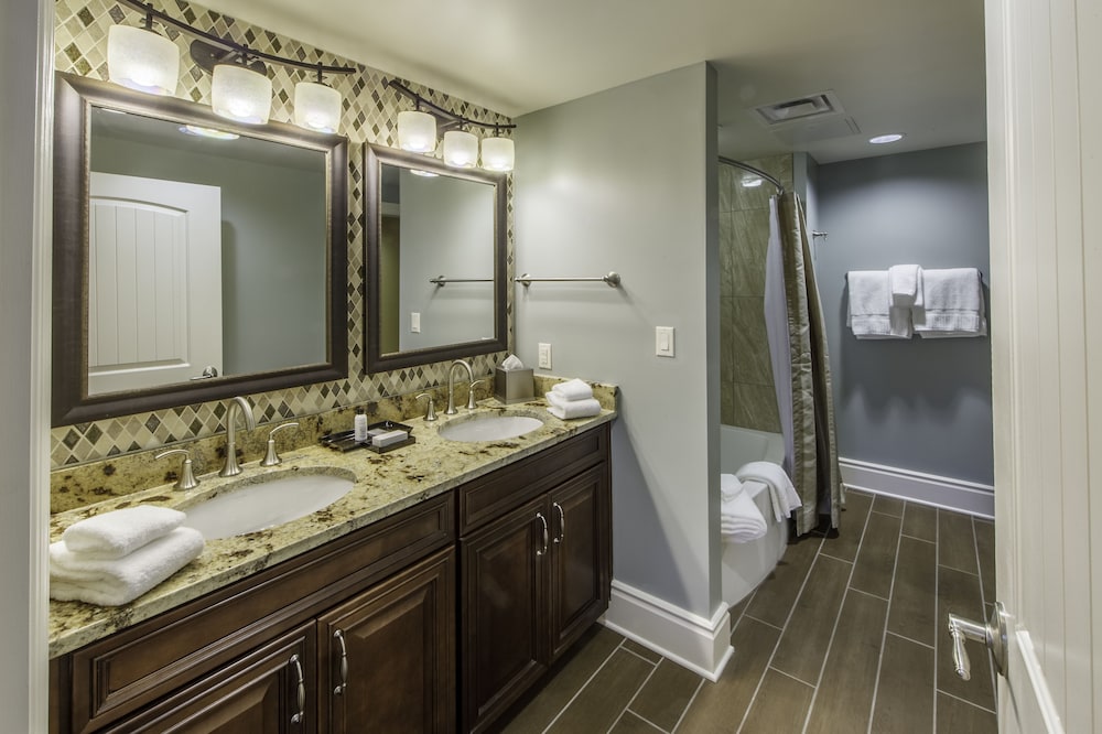Signature Villa, 3 Bedrooms - Photo 15