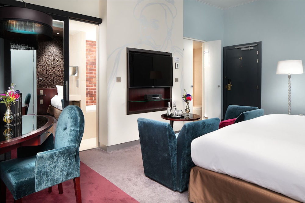 Luxury Room, 1 King Bed