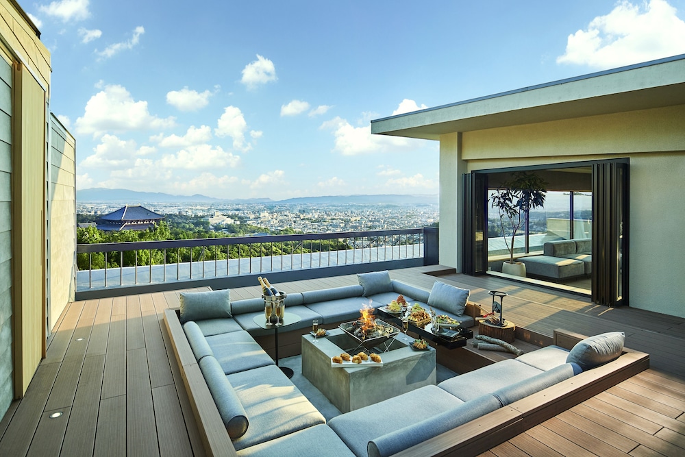 Presidential Studio Suite, 1 Bedroom, Non Smoking, City View photo 2