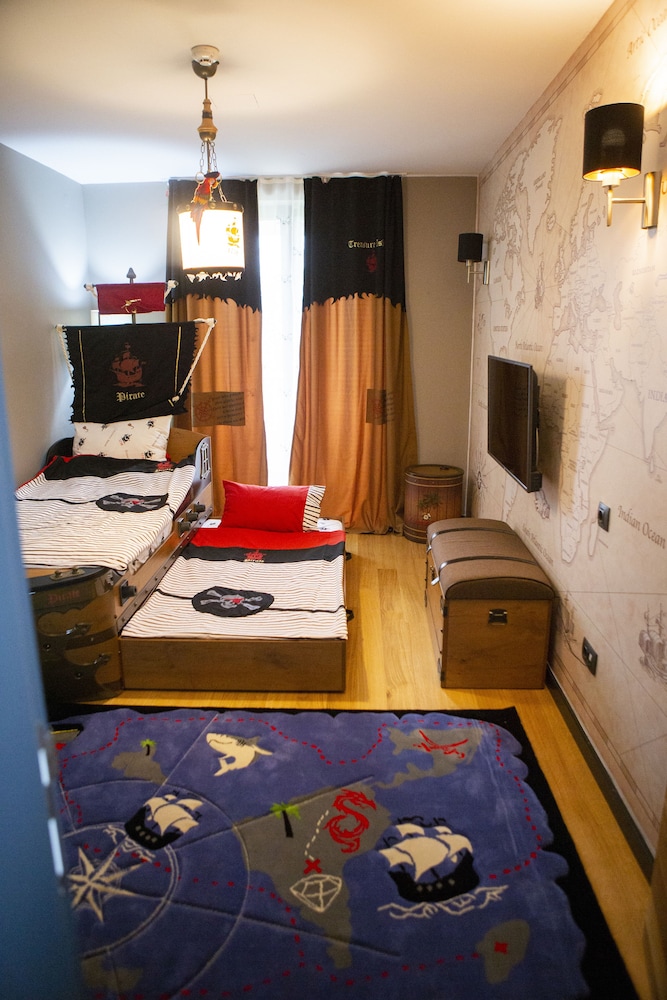 Family Apartment, 2 Bedrooms, Non Smoking photo 3