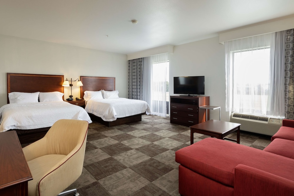 Room, 2 Queen Beds, Accessible, Non Smoking - Photo 2