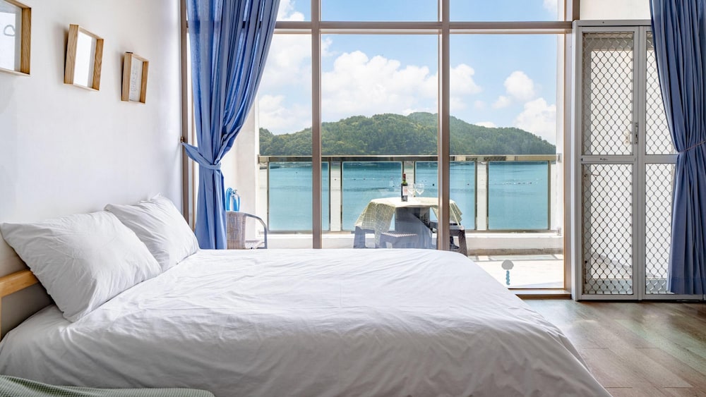 Basic Room, 1 Bedroom (203 (Oceanview)) - Photo 1