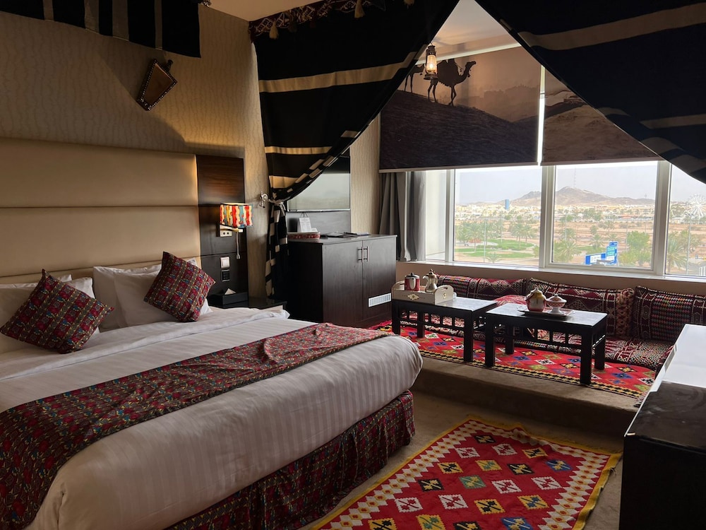 Business Suite photo 1