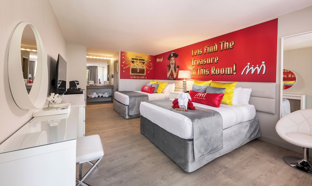 Signature Double Room photo 1