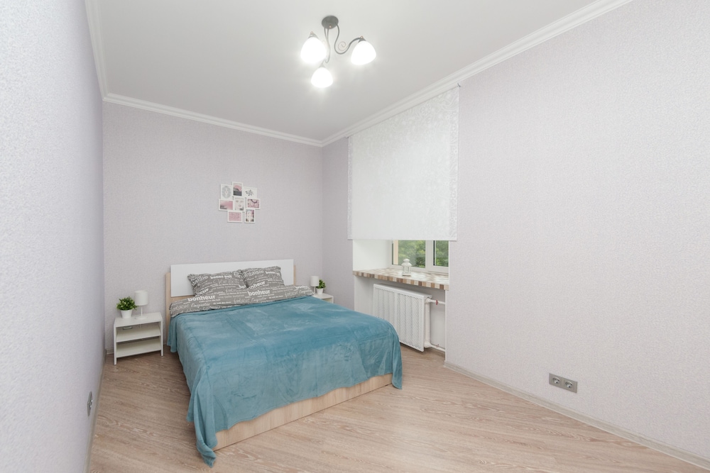 Double Room (4)