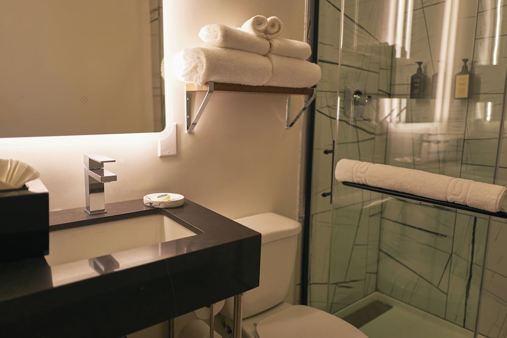 Room - Photo 3