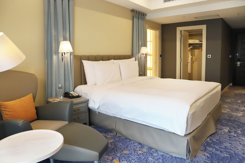 Executive Room photo 3