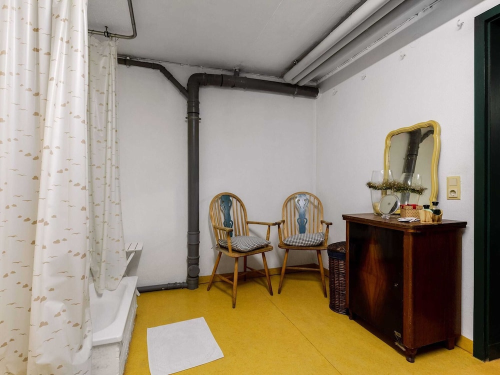 Apartment photo 2