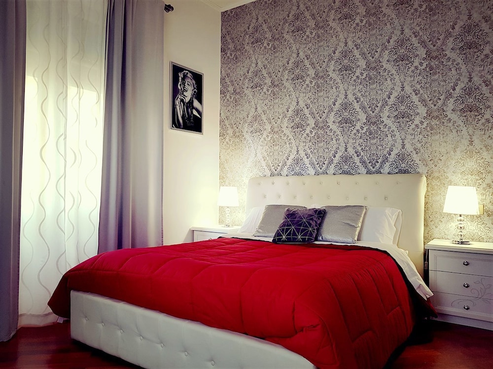 Deluxe Double Room, Private Bathroom photo 2
