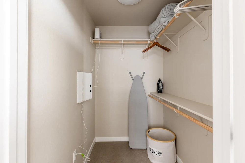 Minimalist Apt w Private Balcony Gym Sky Lounge, Billede 36