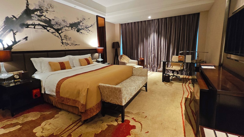 Executive Room, 1 King Bed, Non Smoking photo 1