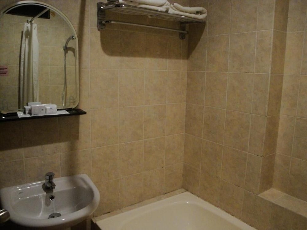 Superior Double or Twin Room - Photo 3