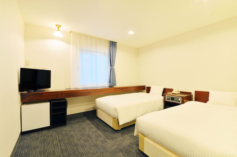 Comfort Twin Non-Smoking (Cleaning Is Optional With Additional Cost)
