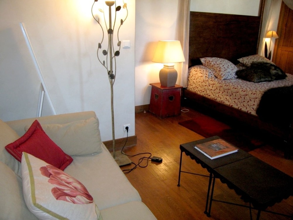 Standard Double Room photo 2