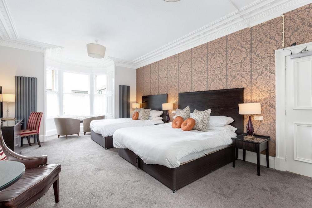 Superior Quadruple Room, Ensuite, Garden View photo 3