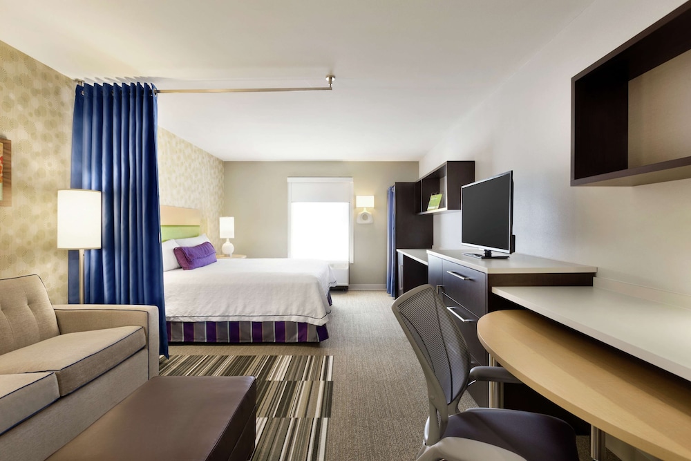 Studio Suite, 1 King Bed, Non Smoking
