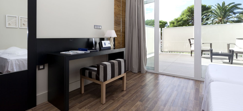 Premium Room, 2 adults and 1 child