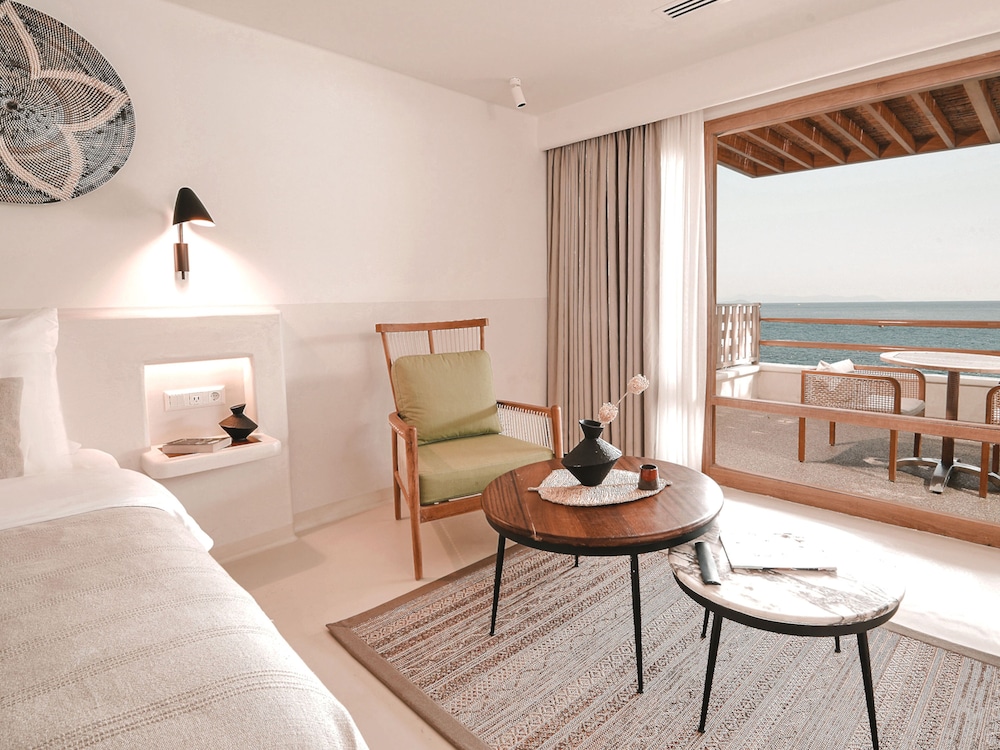 Superior Room with Sea View photo 2