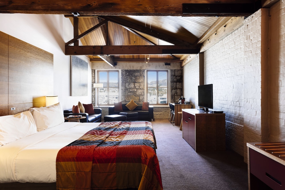 Deluxe Spa Room - Harbour View - Photo 2