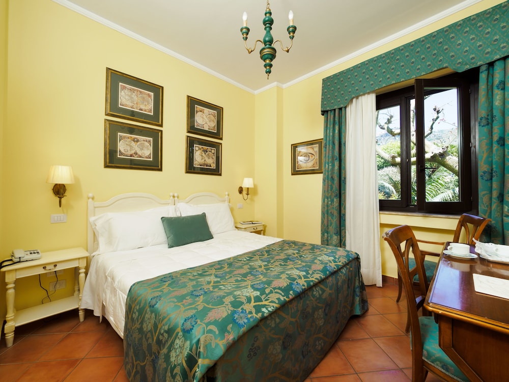 Economy Double or Twin Room - Photo 1