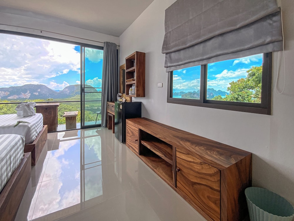 Superior Panorama View with Twin - Photo 22