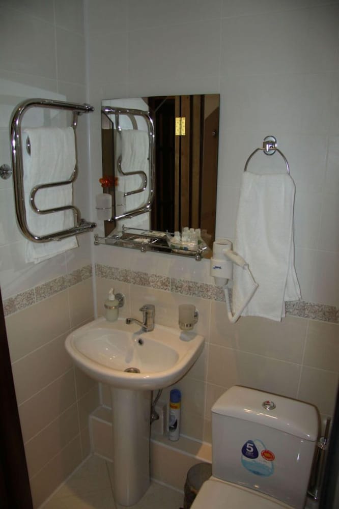 Standard Twin Room photo 3